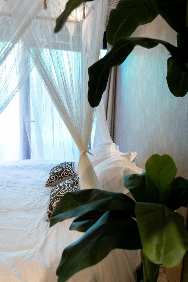 Bali Serenity Balneo Et Lit Rond Lagnieu المظهر الخارجي الصورة