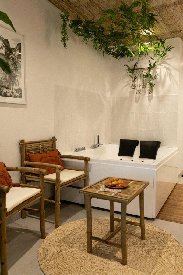 Bali Serenity Balneo Et Lit Rond Lagnieu المظهر الخارجي الصورة