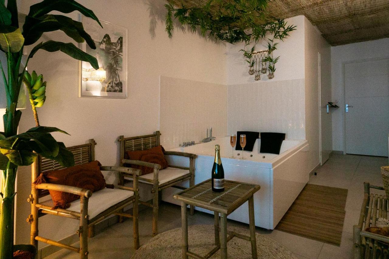 Bali Serenity Balneo Et Lit Rond Lagnieu المظهر الخارجي الصورة